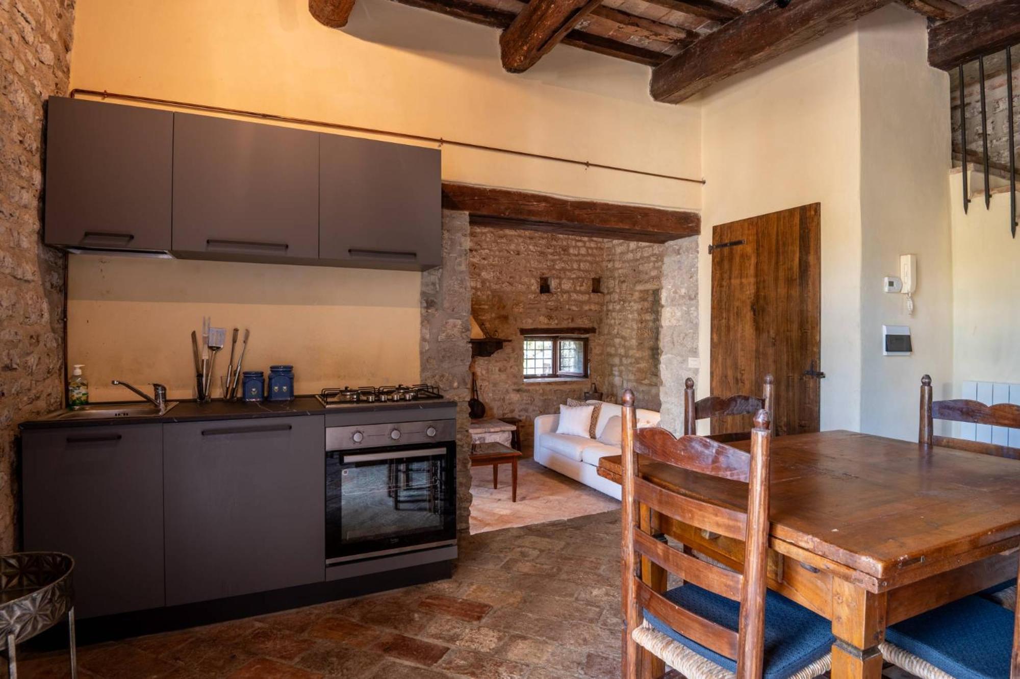 Castello Valenzino Bed & Breakfast Antognola Екстериор снимка